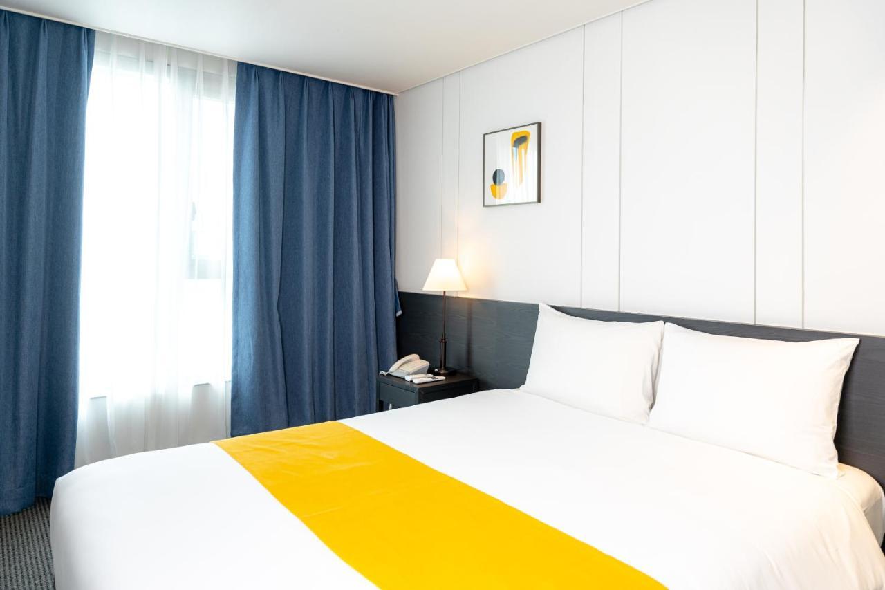 Seogwipo Hills Hotel Экстерьер фото